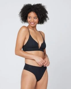 Pointelle Rib Siren Bikini Top -Tial Muse Shop 5900288 PTSNT21 BLK PTCUB21 BLK DETAIL