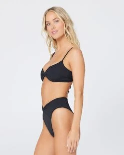 Ringo Bikini Top 28 Ringo Bikini Top -Tial Muse Shop 6128829 LSRIT21 LSNLB21 BLK H 2 a0dd2729 4ffb 49b7 9d58 9af7dd3e17f0
