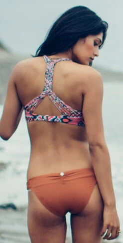 Quintsoul Margarita Macrame High Neck Top W16104628 5 Quintsoul Margarita Macrame High Neck Top W16104628 -Tial Muse Shop QUINTSOUL Margarita High Neck Bikini Back 460 4ce11deb c3cb 4668 8b30 9a34b234a1ea